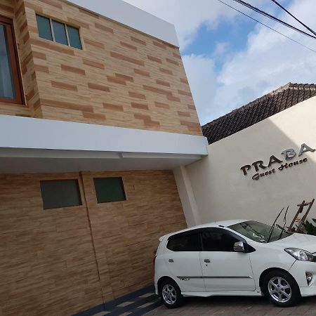 Praba Guesthouse Kuta  Luaran gambar