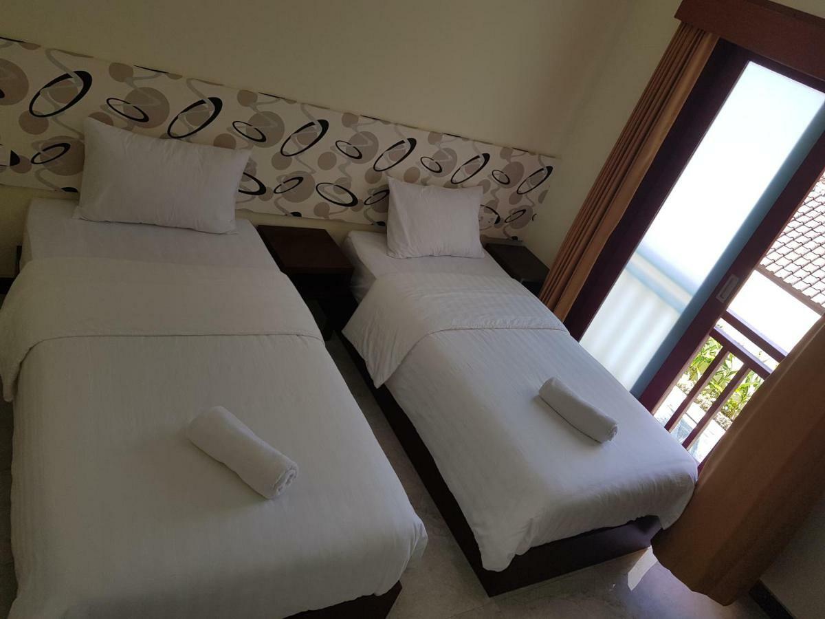 Praba Guesthouse Kuta  Luaran gambar