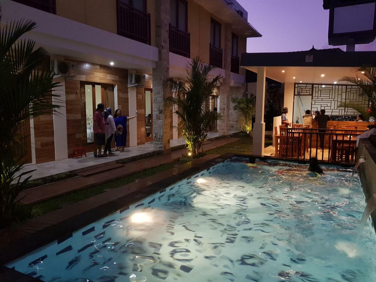 Praba Guesthouse Kuta  Luaran gambar